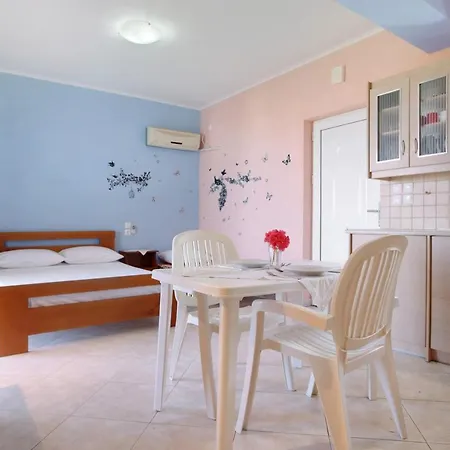 Apartment Vorrisi *